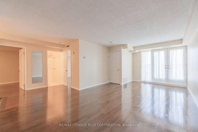 305 - 645 Millwood Rd, Condo with 1 bedrooms, 1 bathrooms and 1 parking in Toronto ON | Image 4