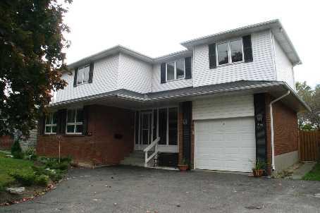 306 Renforth Dr, House detached with 4 bedrooms, 3 bathrooms and 5 parking in Toronto ON | Image 1