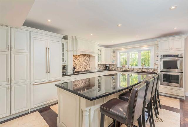 132 Milton St, House detached with 4 bedrooms, 4 bathrooms and 3 parking in Toronto ON | Image 12