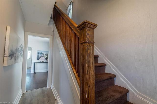 4475 First Avenue, House detached with 3 bedrooms, 1 bathrooms and null parking in Niagara Falls ON | Image 20