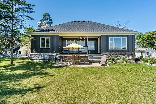 927 Adams Rd, House detached with 4 bedrooms, 2 bathrooms and 5 parking in Innisfil ON | Image 14