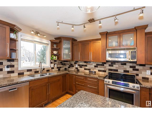 414 Ormsby Rd W Nw, House detached with 3 bedrooms, 3 bathrooms and null parking in Edmonton AB | Image 13