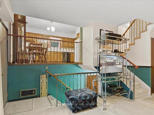 733 Tarn Crt, House detached with 3 bedrooms, 3 bathrooms and 6 parking in Oshawa ON | Image 7