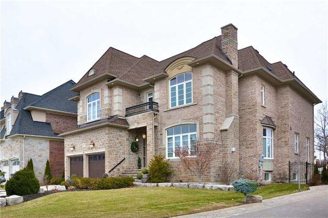 975 Fredonia Dr, House detached with 4 bedrooms, 5 bathrooms and 4 parking in Mississauga ON | Image 1