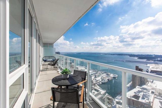 4516 - 17 Bathurst St, Condo with 3 bedrooms, 2 bathrooms and 0 parking in Toronto ON | Image 27