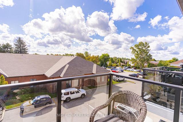 310 - 170 Rockhaven Lane, Condo with 1 bedrooms, 2 bathrooms and 1 parking in Hamilton ON | Image 7