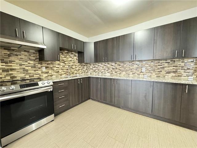 3 - 657 Fennell Avenue E, Condo with 2 bedrooms, 1 bathrooms and 1 parking in Hamilton ON | Image 5