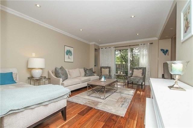 29 Proudbank Mill Way, Townhouse with 4 bedrooms, 3 bathrooms and 1 parking in Toronto ON | Image 4