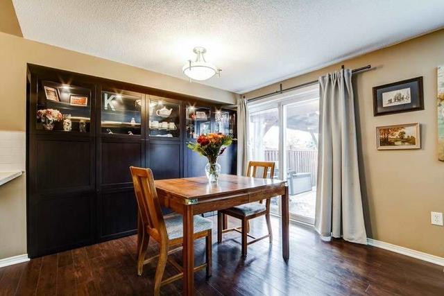 9 Monarchy St, House attached with 3 bedrooms, 3 bathrooms and 5 parking in Barrie ON | Image 24