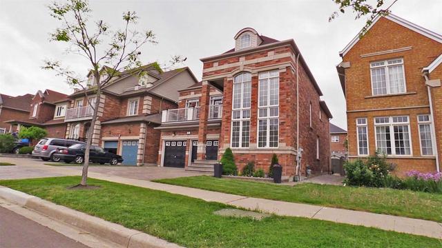 6 Sergio Marchi St, House detached with 4 bedrooms, 3 bathrooms and 5 parking in Toronto ON | Image 12