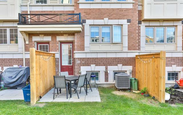 211 - 2480 Rosedrop Path, Townhouse with 4 bedrooms, 3 bathrooms and 2 parking in Oshawa ON | Image 6