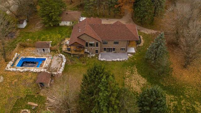 1865 Penetanguishene Rd, House detached with 4 bedrooms, 2 bathrooms and 6 parking in Oro Medonte ON | Image 17