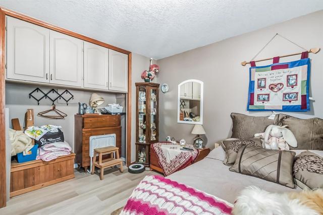 232 1 Avenue, House detached with 2 bedrooms, 1 bathrooms and 3 parking in Strathmore AB | Image 22