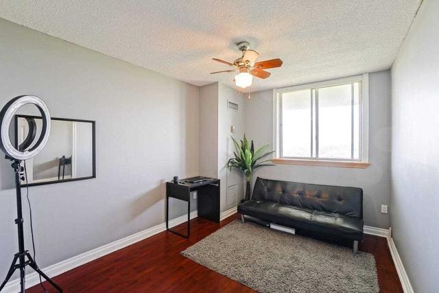 1110 - 238 Albion Rd, Condo with 3 bedrooms, 2 bathrooms and 1 parking in Toronto ON | Image 18