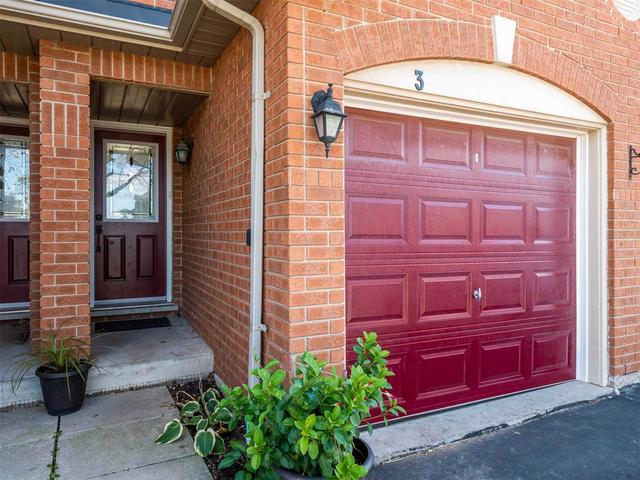 3 - 6950 Tenth Line W, Townhouse with 3 bedrooms, 2 bathrooms and 2 parking in Mississauga ON | Image 15