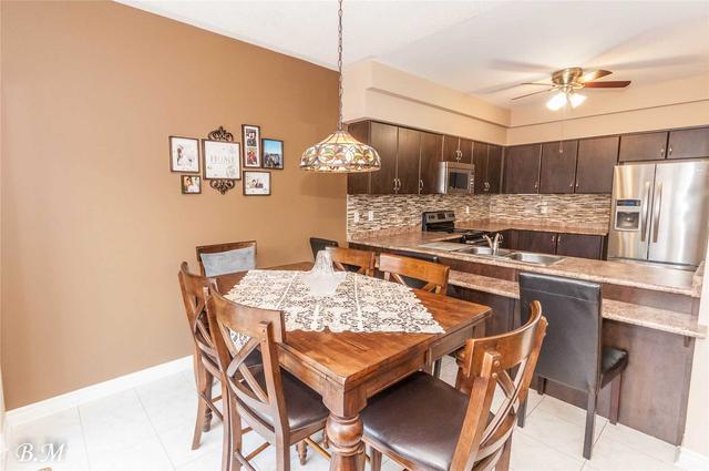 364 Black Dr, House attached with 3 bedrooms, 4 bathrooms and 3 parking in Milton ON | Image 6