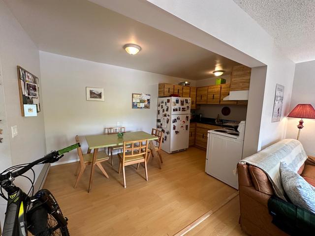 201 - 880 Wordsworth Avenue, Condo with 1 bedrooms, 1 bathrooms and 1 parking in Warfield BC | Image 12