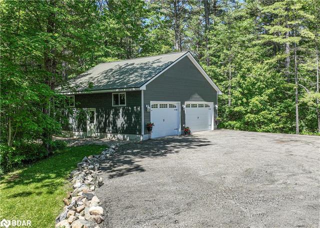 4320 Dinnertime Rapids Lane, House detached with 4 bedrooms, 2 bathrooms and 13 parking in Severn ON | Image 4