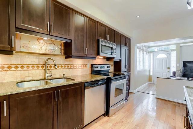 185 Oakwood Ave, House detached with 4 bedrooms, 3 bathrooms and 2 parking in Toronto ON | Image 5