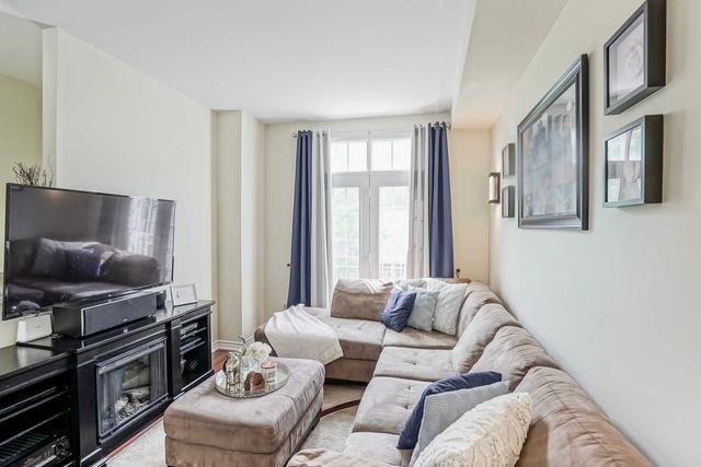 5 Piggot Mews, House attached with 3 bedrooms, 2 bathrooms and 1 parking in Toronto ON | Image 38