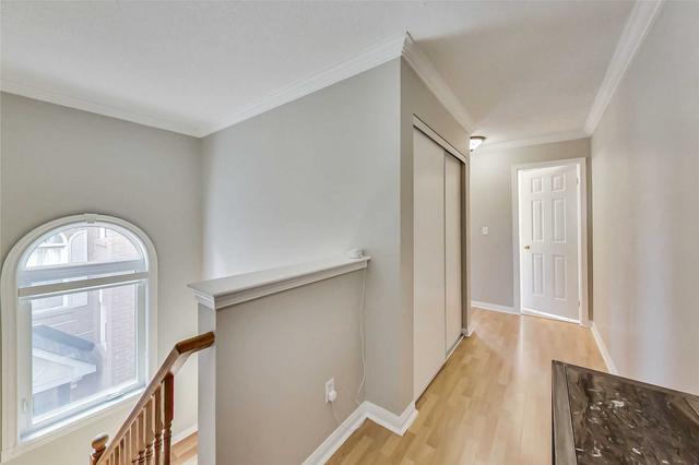 3223 High Springs Cres, House semidetached with 4 bedrooms, 4 bathrooms and 6 parking in Mississauga ON | Image 16