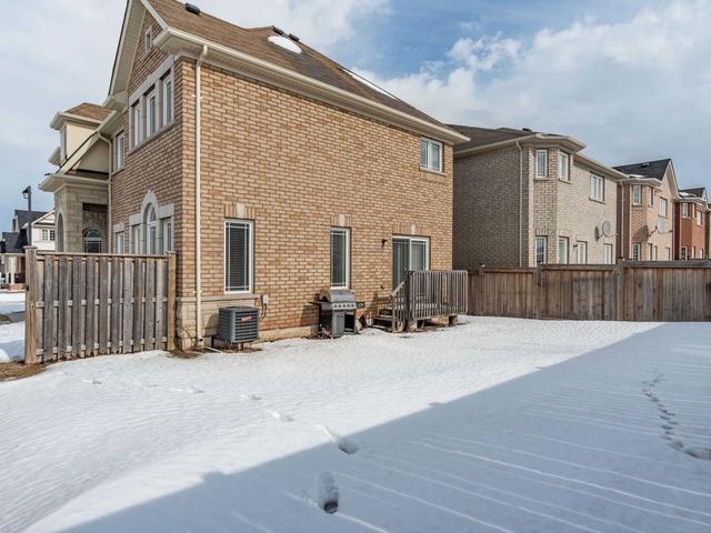 726 Miltonbrook Cres, House detached with 4 bedrooms, 3 bathrooms and 6 parking in Milton ON | Image 26