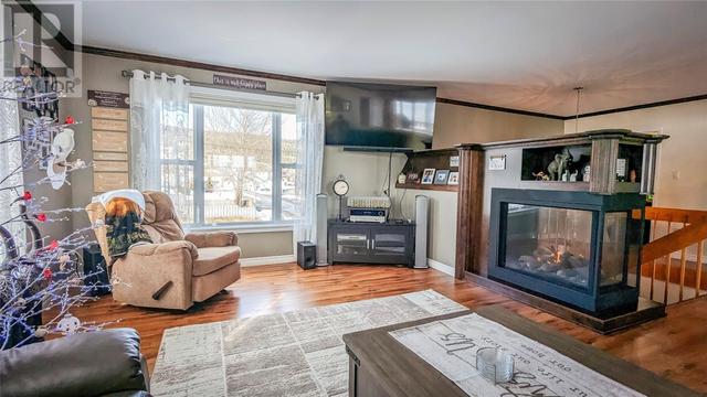 31 Poplar Road, House detached with 4 bedrooms, 1 bathrooms and null parking in Springdale NL | Image 4