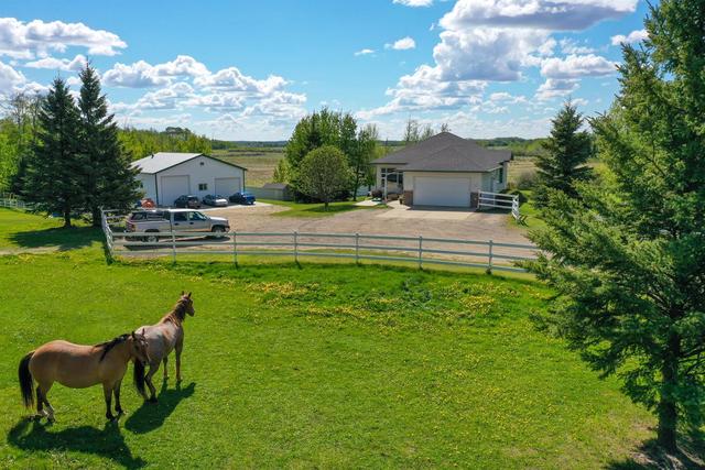 38261 Range Road 13, House detached with 4 bedrooms, 3 bathrooms and null parking in Red Deer County AB | Image 1
