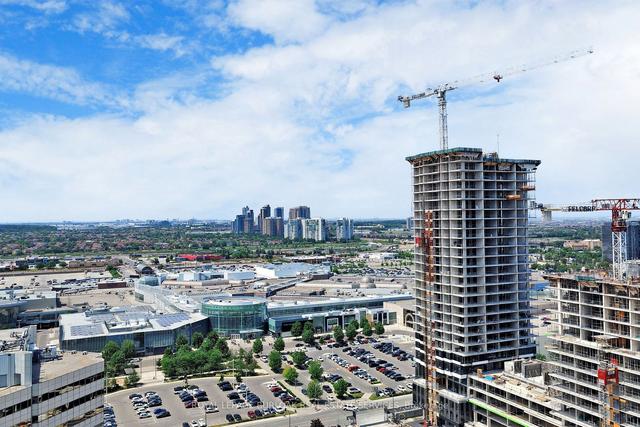 lph2 - 220 Burnhamthorpe Rd W, Condo with 2 bedrooms, 2 bathrooms and 1 parking in Mississauga ON | Image 29