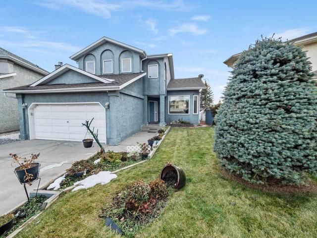 33 Coronado Place Ne, House detached with 3 bedrooms, 3 bathrooms and 4 parking in Calgary AB | Image 2