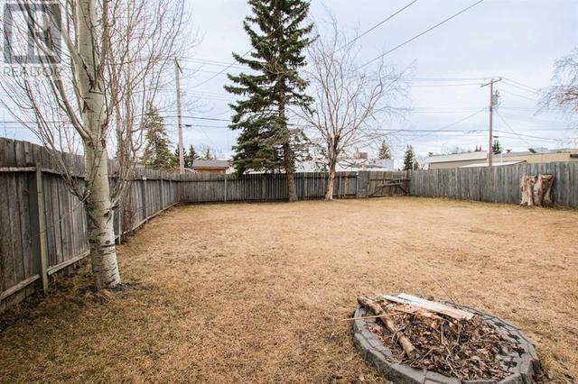 9313 101 Avenue, House detached with 3 bedrooms, 1 bathrooms and 1 parking in Grande Prairie AB | Image 15
