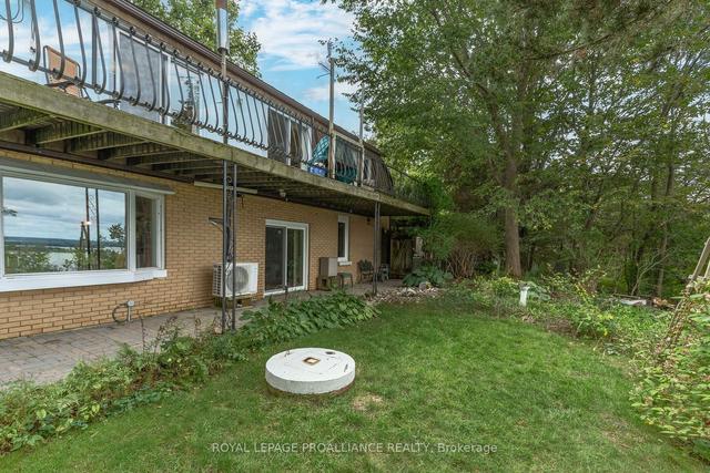 329 County Road 7, House detached with 3 bedrooms, 3 bathrooms and 5 parking in Prince Edward County ON | Image 29
