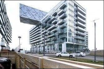 th113 - 39 Queens Quay E, Townhouse with 2 bedrooms, 3 bathrooms and 2 parking in Toronto ON | Image 1