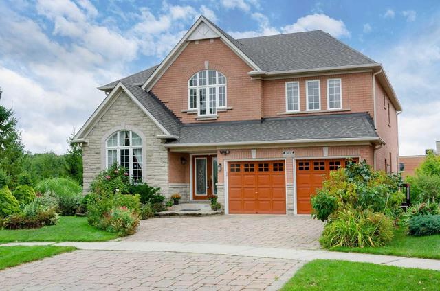2410 Sandstone Dr, House detached with 4 bedrooms, 5 bathrooms and 4 parking in Oakville ON | Image 1