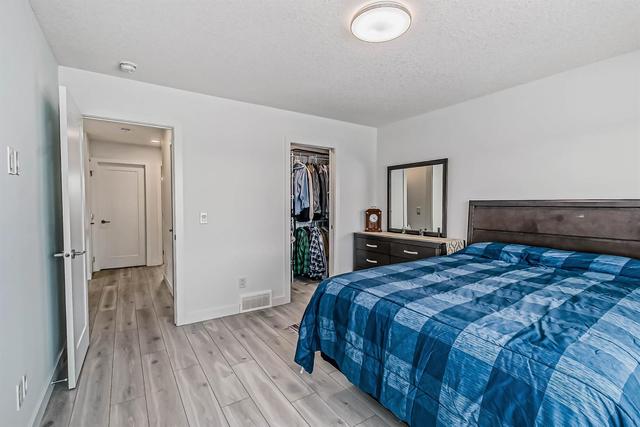 131 Chelsea Road, House detached with 3 bedrooms, 2 bathrooms and 3 parking in Calgary AB | Image 29