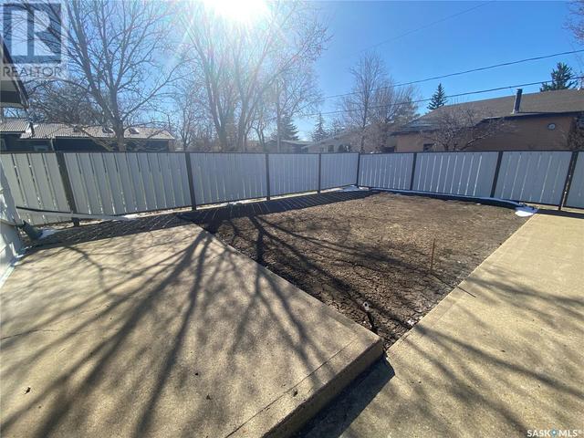 114 3rd Avenue E, House detached with 3 bedrooms, 2 bathrooms and null parking in Gravelbourg SK | Image 24
