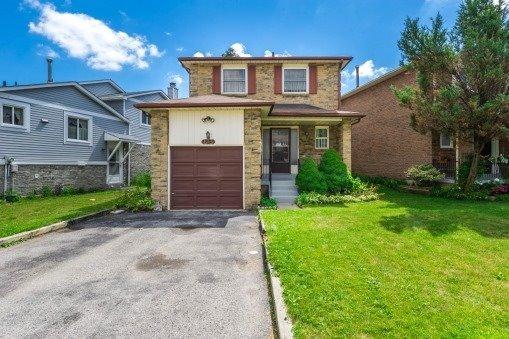 83 Braymore Blvd, House attached with 4 bedrooms, 2 bathrooms and 2 parking in Toronto ON | Image 1