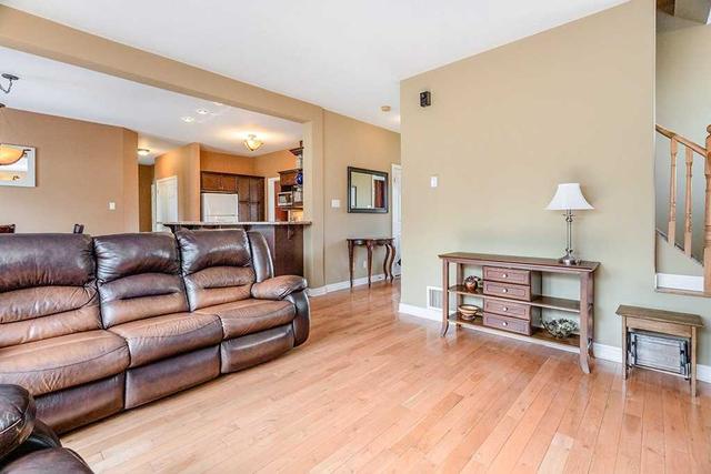 23 Boyd Cres, House detached with 5 bedrooms, 3 bathrooms and 7 parking in Oro Medonte ON | Image 4