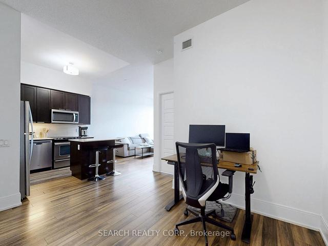 203 - 15 Viking Lane, Condo with 1 bedrooms, 1 bathrooms and 1 parking in Toronto ON | Image 11