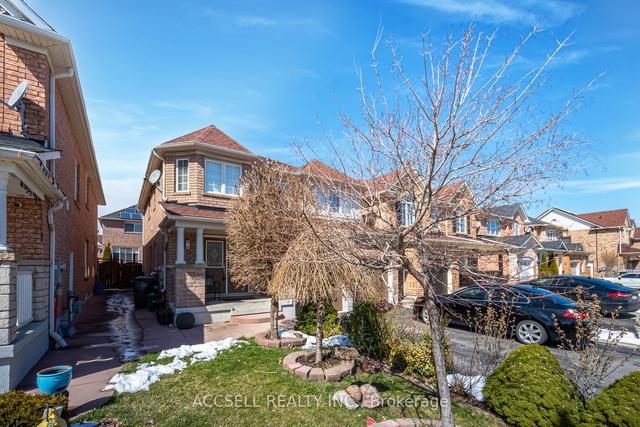 30 Raccoon St, House detached with 4 bedrooms, 3 bathrooms and 2 parking in Brampton ON | Image 34