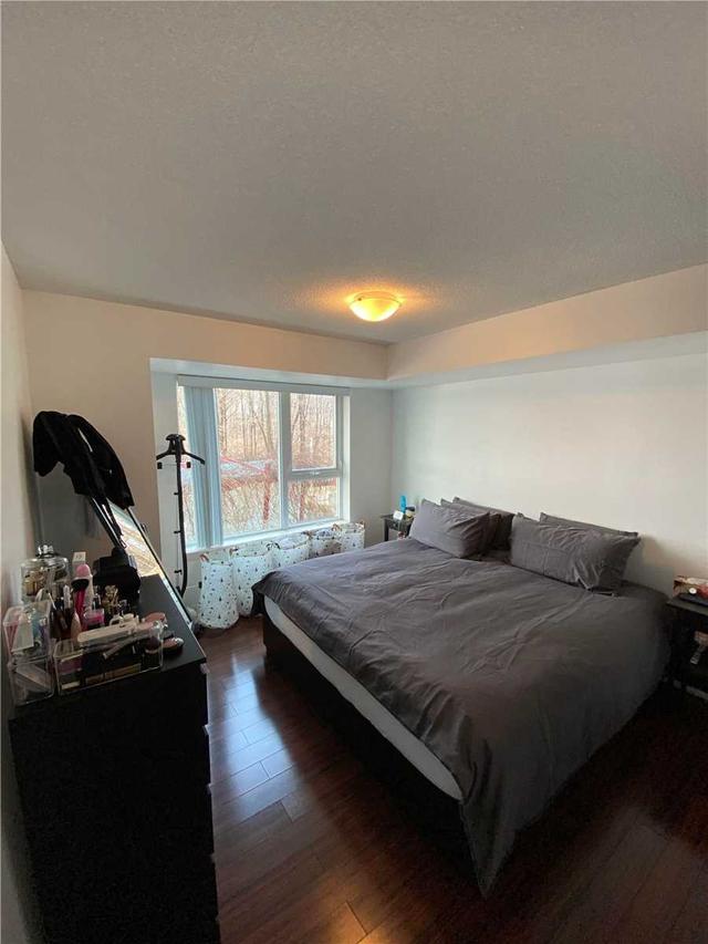 502 - 25 Town Centre Crt, Condo with 2 bedrooms, 2 bathrooms and 1 parking in Toronto ON | Image 4
