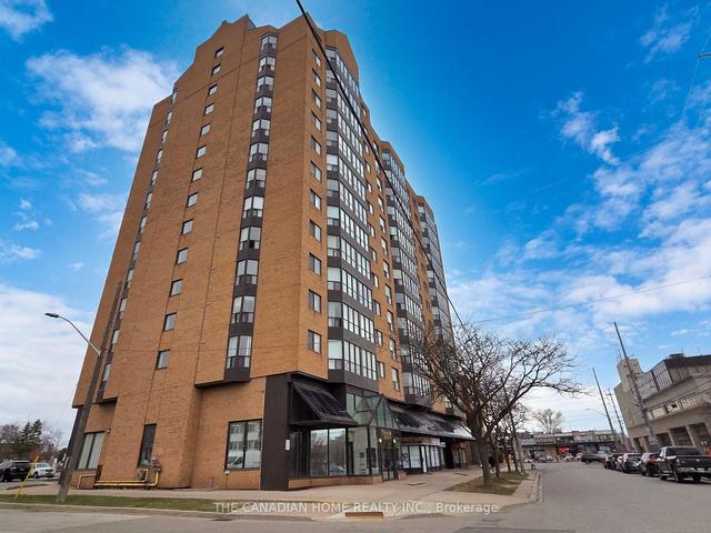 209 - 25 Agnes St, Condo with 2 bedrooms, 2 bathrooms and 1 parking in Mississauga ON | Image 23