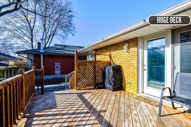 69 Maywood Rd, House detached with 2 bedrooms, 2 bathrooms and 6 parking in Kitchener ON | Image 24