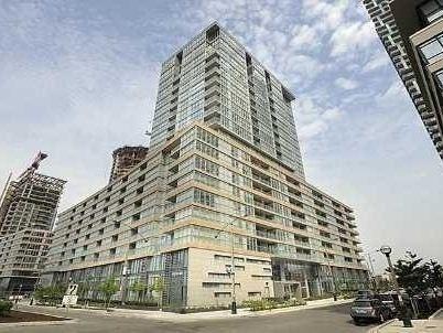 712 - 10 Capreol Crt, Condo with 3 bedrooms, 2 bathrooms and 1 parking in Toronto ON | Image 1