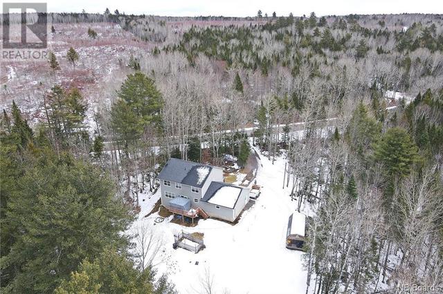 497 Route 628, House detached with 4 bedrooms, 2 bathrooms and null parking in Saint Marys NB | Image 3