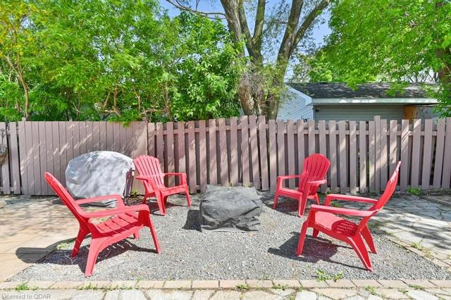 6 Leopold Street, House detached with 3 bedrooms, 1 bathrooms and null parking in Quinte West ON | Image 25