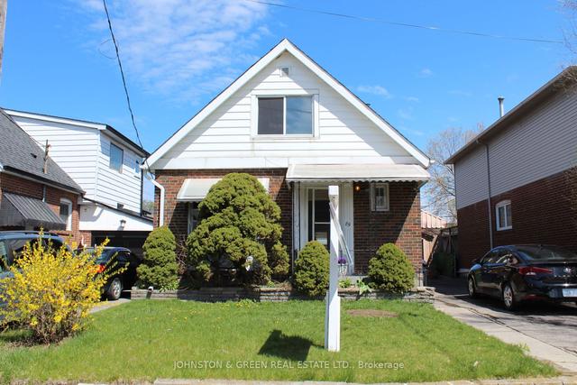 89 Binswood Ave, House detached with 4 bedrooms, 2 bathrooms and 3 parking in Toronto ON | Image 1