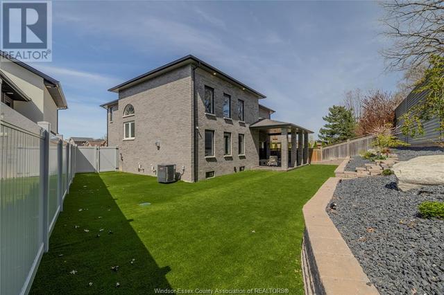 756 Newport Crescent, House detached with 5 bedrooms, 3 bathrooms and null parking in Windsor ON | Image 35