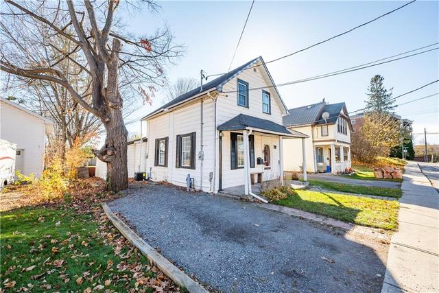 79 Russell Street N, House detached with 3 bedrooms, 1 bathrooms and 2 parking in Arnprior ON | Image 3