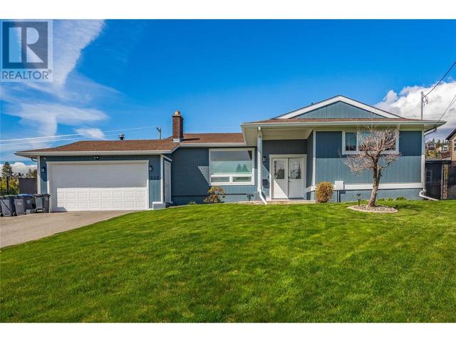 932 Mccartney Road, House detached with 4 bedrooms, 3 bathrooms and 10 parking in West Kelowna BC | Image 1